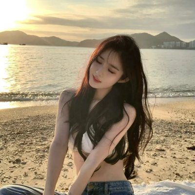怪笑少女